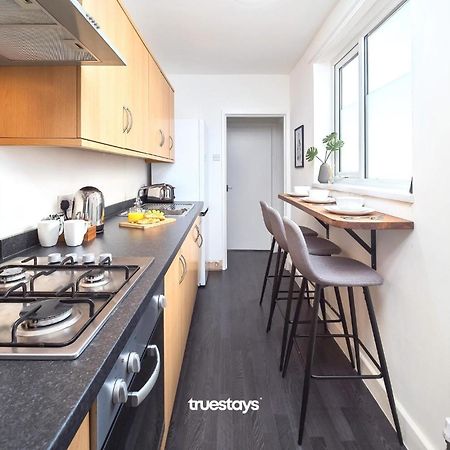 Penkhull House By Truestays - 4 Bedroom House In Stoke-On-Trent エクステリア 写真
