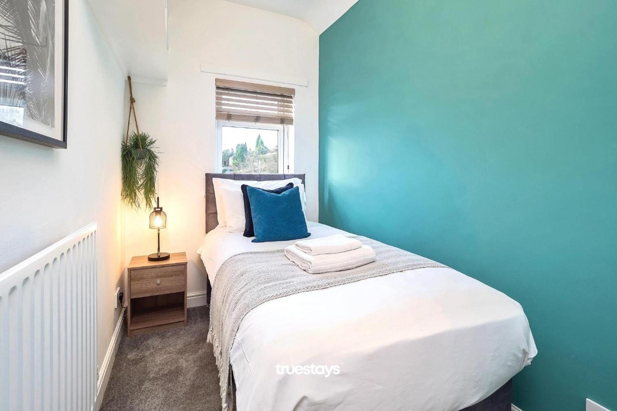 Penkhull House By Truestays - 4 Bedroom House In Stoke-On-Trent エクステリア 写真
